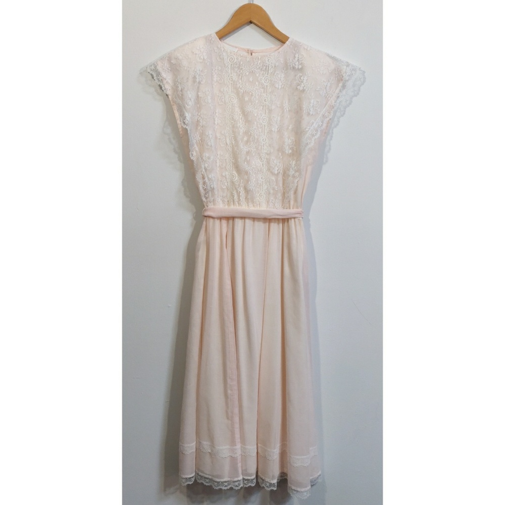 Vintage Gunne Sax Lace Dress